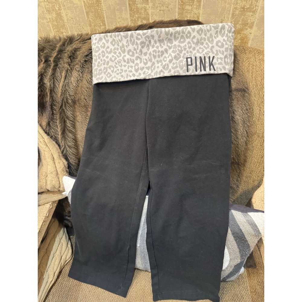 Pink By Victoria's Secret Animal Print Logo Essential Capri Legging Size XSMALL